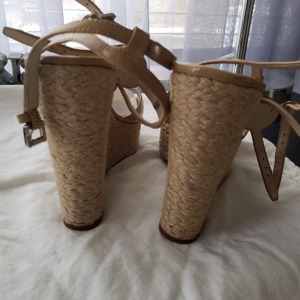 Shoes - Picture 2 of 3